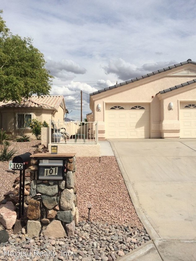 Foto principal - 1440 Park Terrace Ave