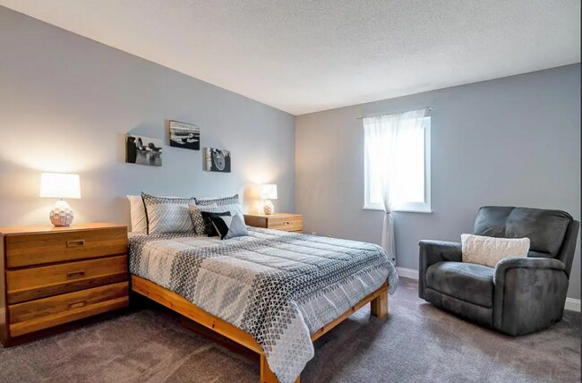 Foto del edificio - 4819 Middletowne St