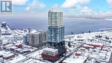 Building Photo - 39 Mary St