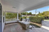 2434 SW 15th St
