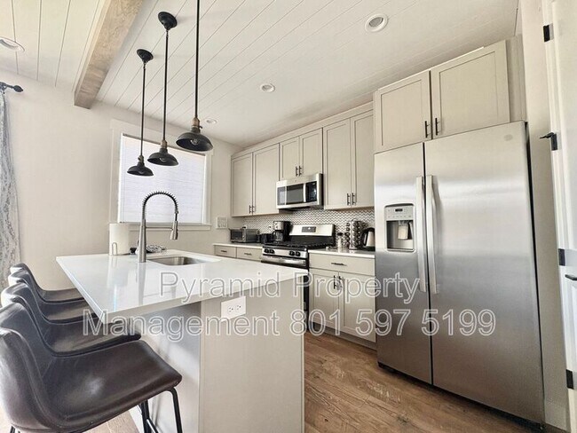 Foto del edificio - 1027 Wasatch Spring Rd