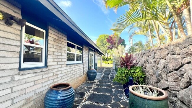 Building Photo - 126 Mahealani Pl