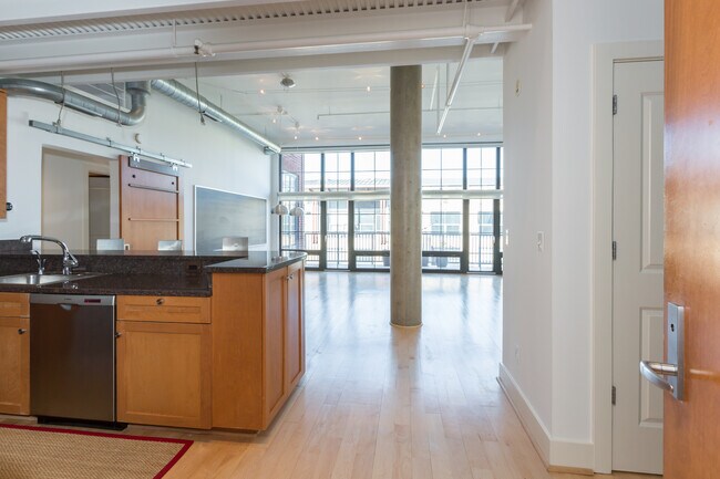 Foto del edificio - 2328 Champlain St NW
