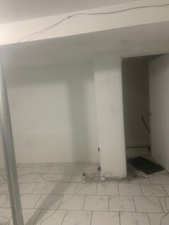 Building Photo - 1030 Longfellow Ave