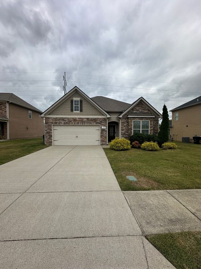 Foto del edificio - Beautiful 4 Bed 2 Bath Home in Murfreesboro