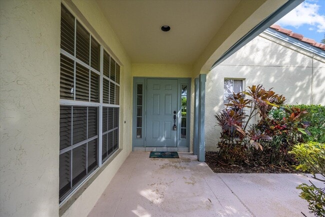 Building Photo - 2216 Las Casitas Dr
