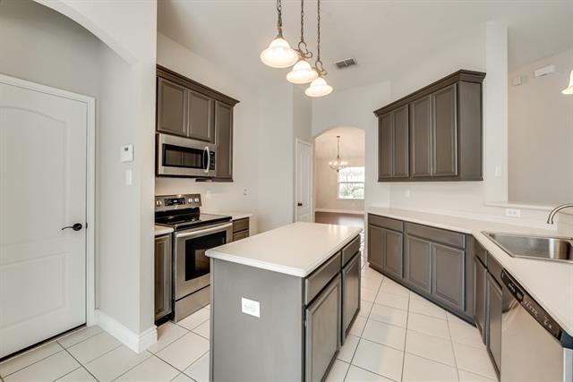 Building Photo - 10413 Trevino Ln
