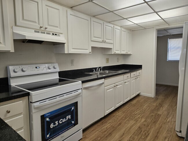 Foto del edificio - 3505 Tarpon Woods Blvd