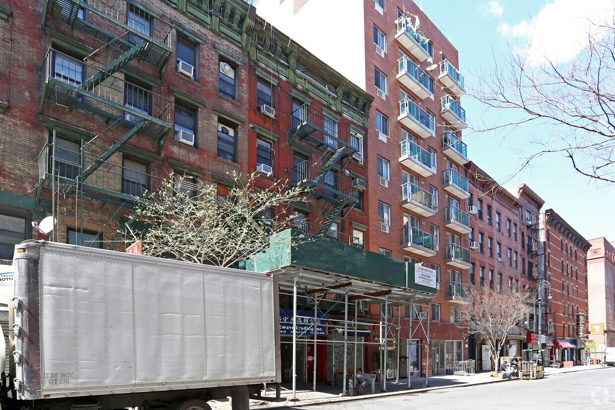 Foto del edificio - 17 Ludlow St