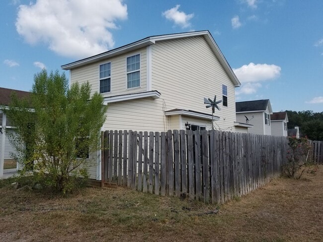 Building Photo - NICE HOME IN POOLER AREA