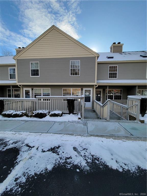 Foto principal - 6 Manorwood Dr