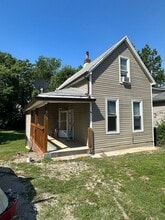 Building Photo - 336 Lagro Ave