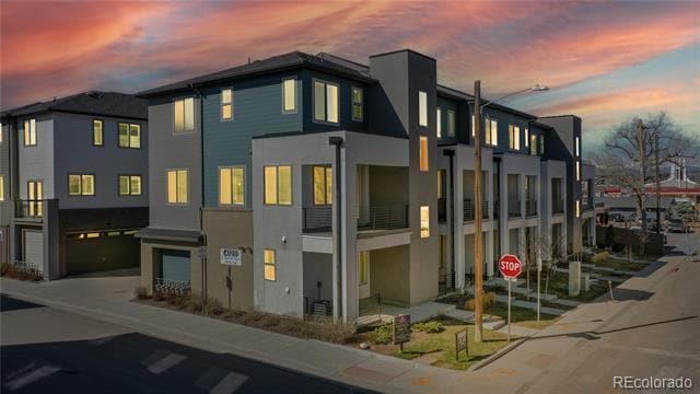 Primary Photo - 4120 E Warren Ave