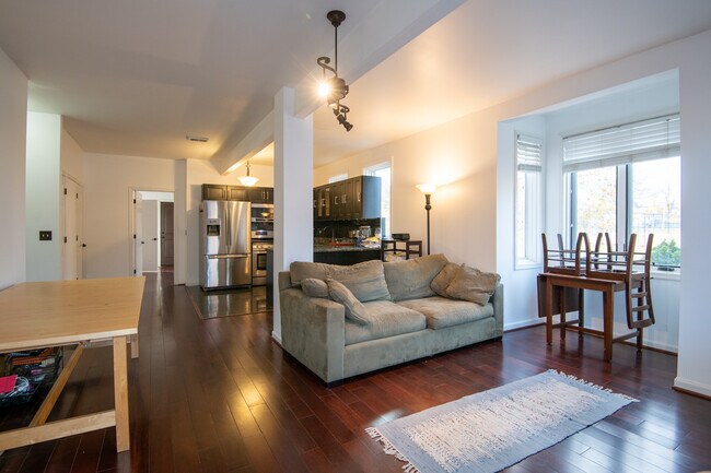 Foto del edificio - 46 N St NW