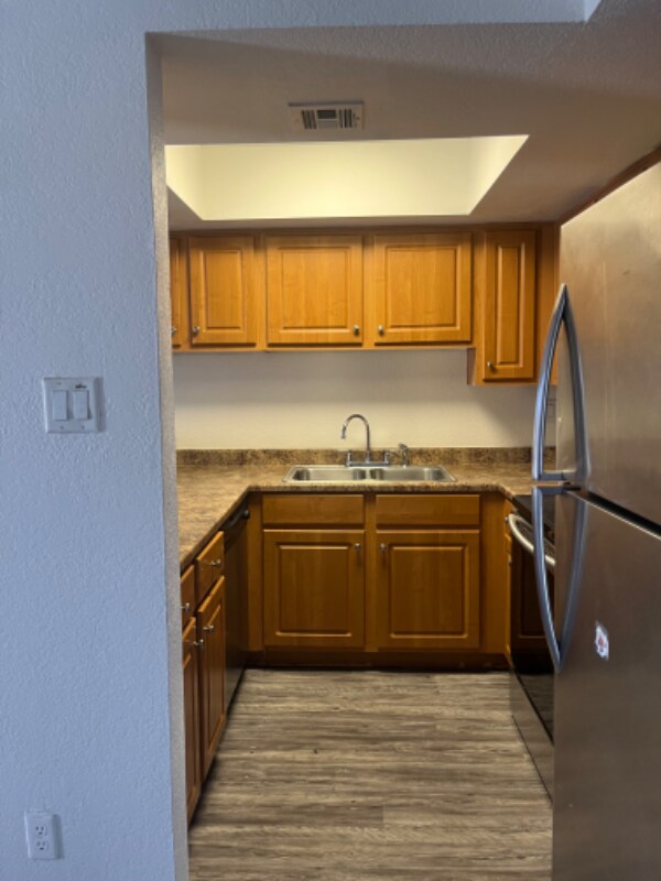 Building Photo - 3810 N Maryvale Pkwy