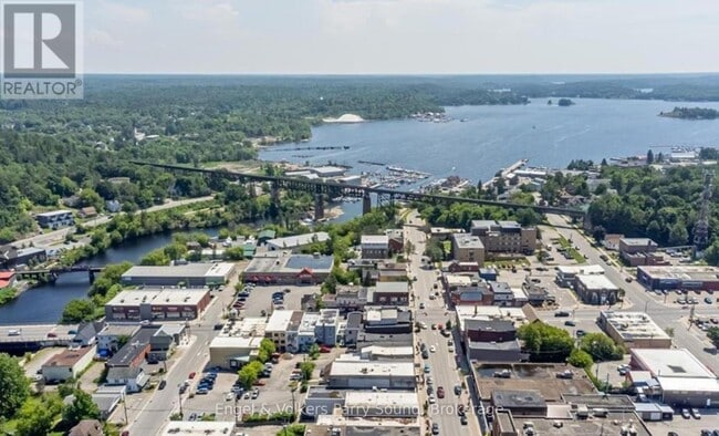 Photo du bâtiment - 57 James St