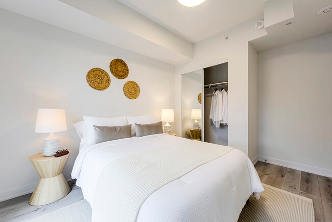 Building Photo - 1475 Whites Road