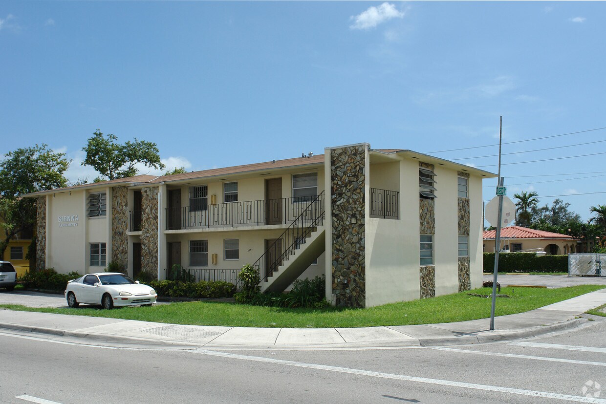 Building Photo - 5990 W Flagler St
