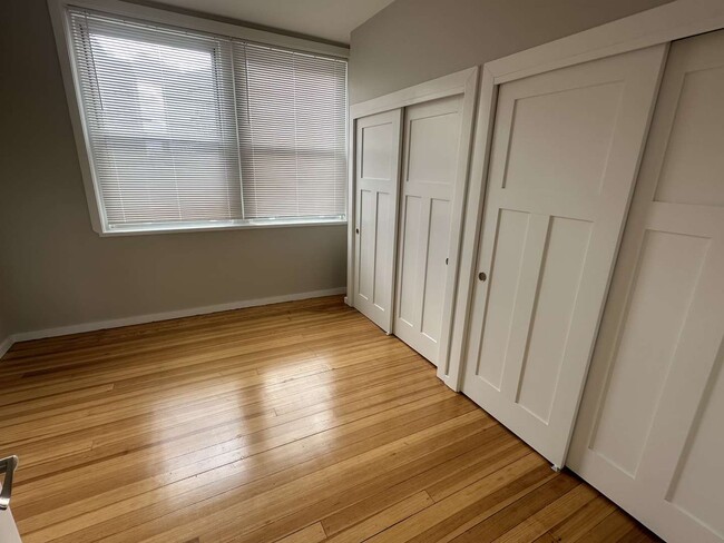Foto del edificio - 628 Davis St