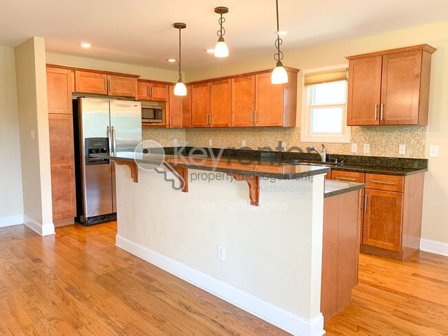 Foto del edificio - 630 E 17th St