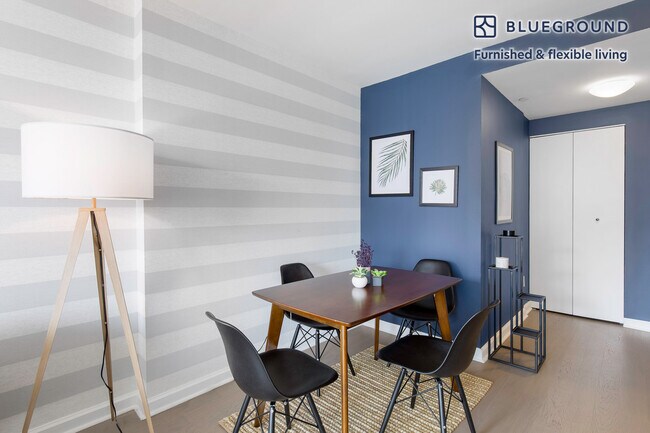 Foto del edificio - 500 W 56th St