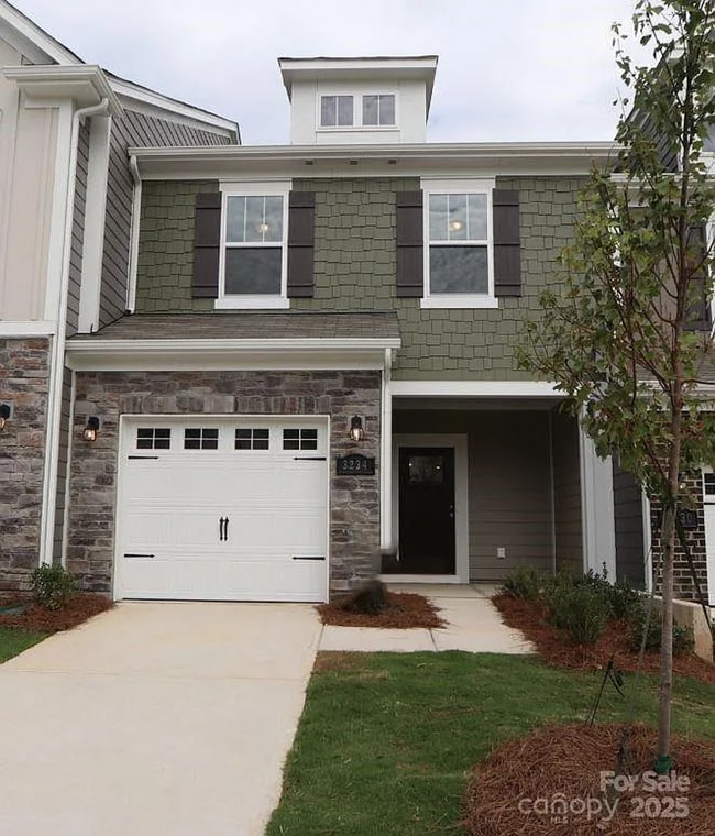 Building Photo - 3234 Lilac Grove Dr