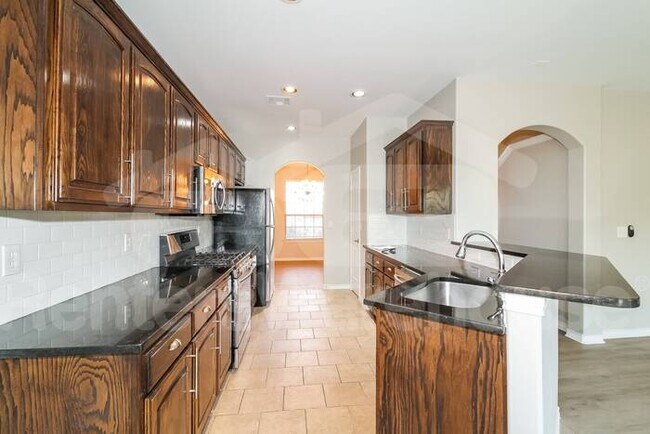Foto del edificio - Renovated 4bed 2.5bath house in OKC