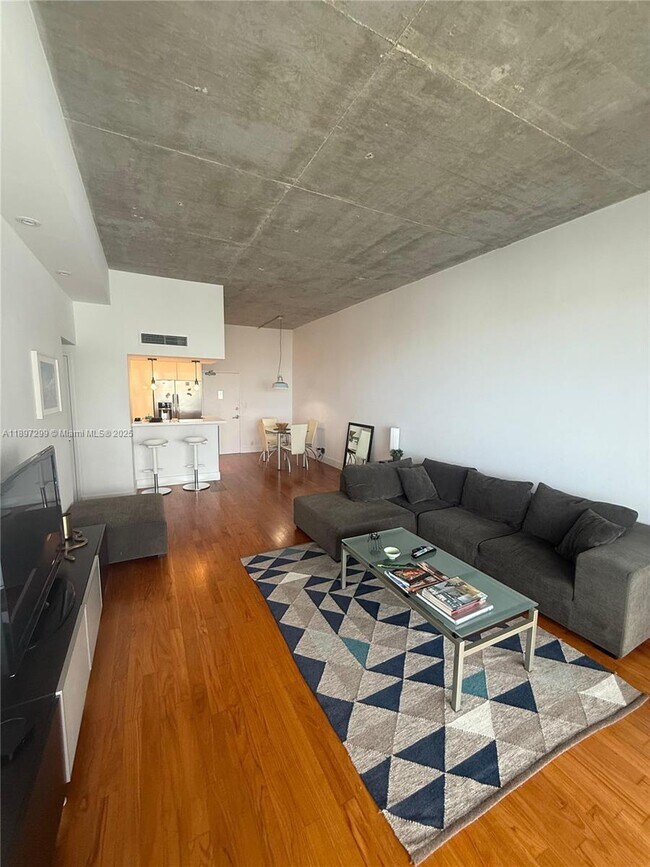 Foto del edificio - 1200 West Ave