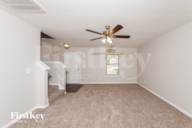 Building Photo - 145 Briar Ridge Ln