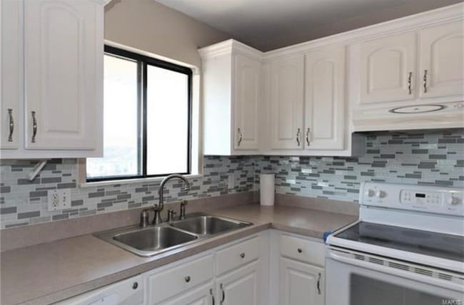 Building Photo - 517 Summer Winds Ln