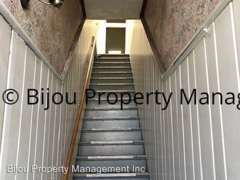 Building Photo - 2 br, 1 bath Apartment - 114 Canon Ave