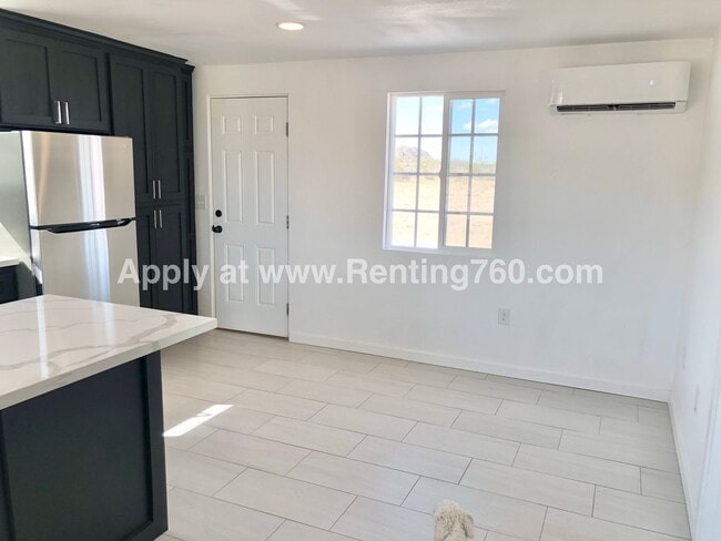 Building Photo - Modern & Updated 1 Bed Home!!!