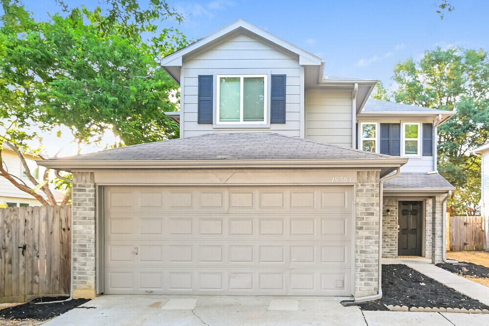 Foto principal - 19503 Rocky Bank Dr