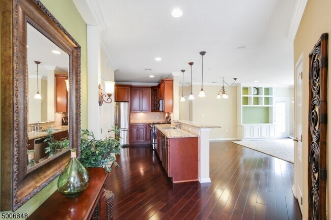 Building Photo - 210 Stone Creek Ct