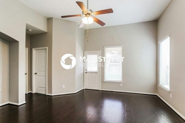 Foto del edificio - 4 Bedroom Pet-Friendly Home in Atascocita, TX with Main Street Renewal