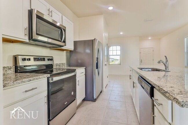 Building Photo - 18371 Conquistador Dr