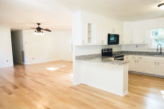 Foto del edificio - 10716 Dallas Hollow Rd