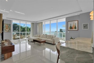 Building Photo - 4201 Collins Ave