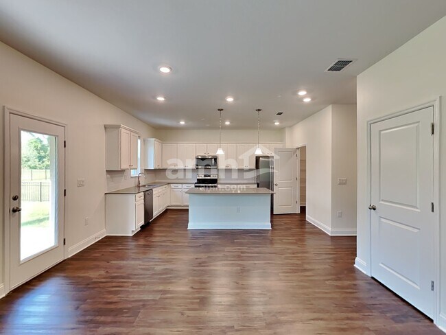Foto del edificio - 3639 Windward Hills Boulevard