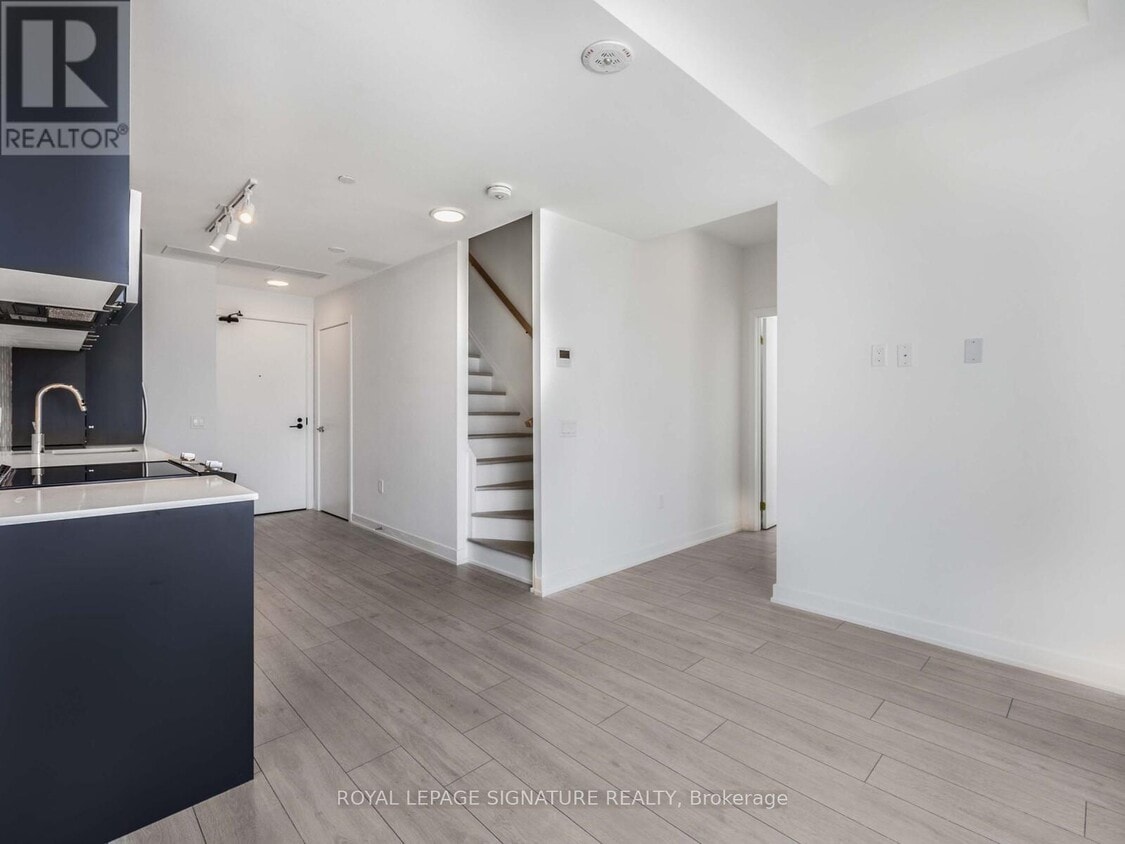 Photo principale - 1610-1610 Charles St