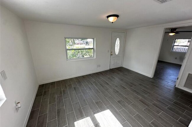 Foto del edificio - 3980 55th Ave N