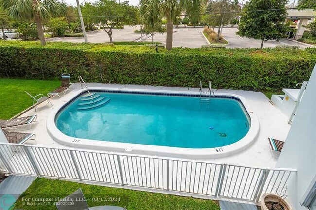 Foto del edificio - 2050 NE 39th St