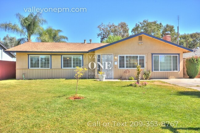 Building Photo - Your Affordable Beach Oasis in Atwater!