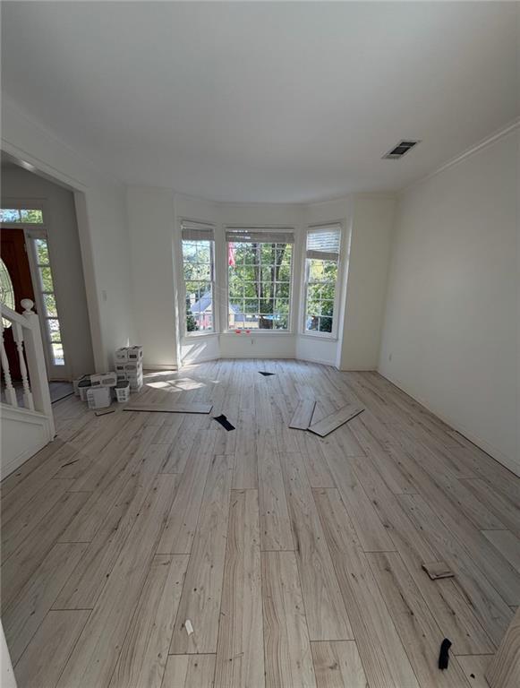Building Photo - 5868 Valine Way