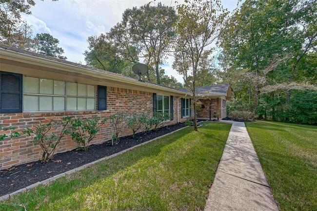 Building Photo - 108 Hereford Dr