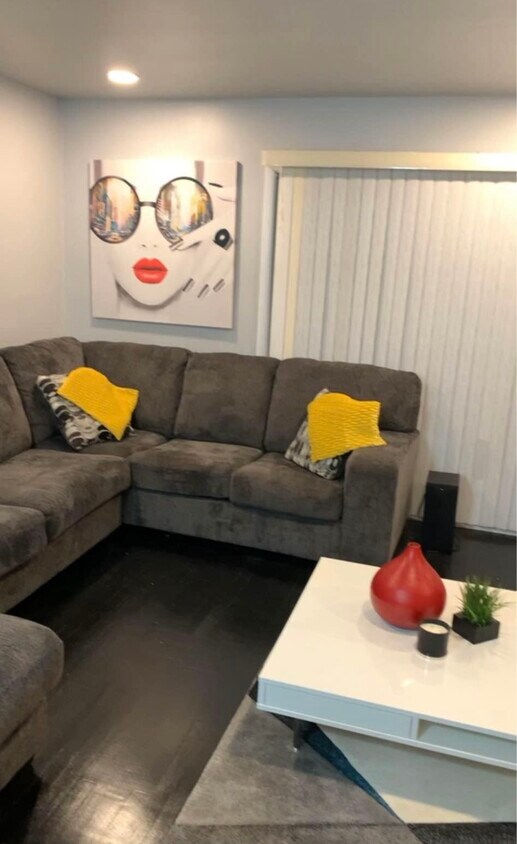 Foto del edificio - 3701 W Helena Ave