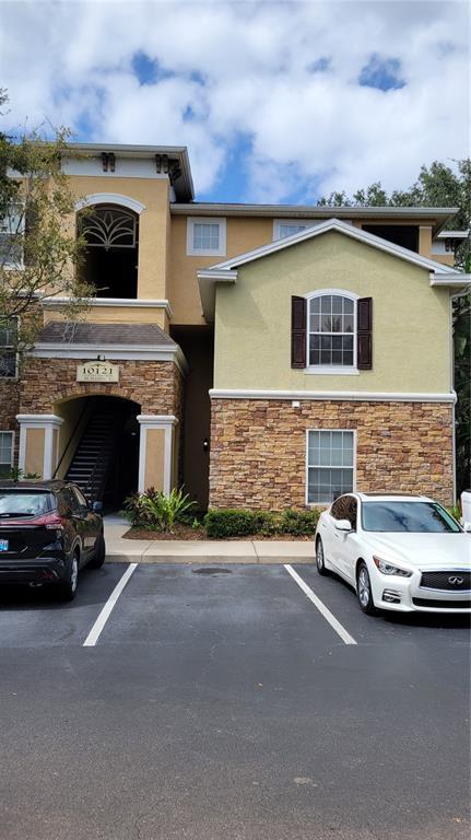 Building Photo - 10121 Courtney Palms Blvd