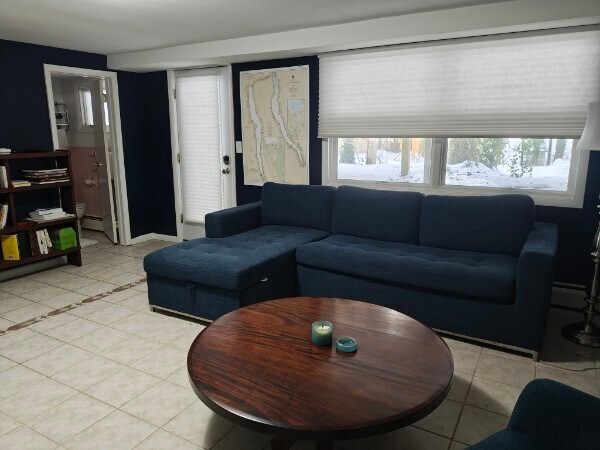 Sala de estar - 37 Woodcrest Ave