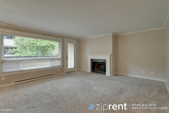 Building Photo - 1 br, 1 bath Condo - 12505 Northeast 143rd...