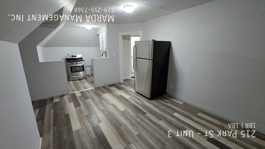 215 Park St Unit 3, Chatham, ON N7M 3S1 Apartment for Rent in Chatham